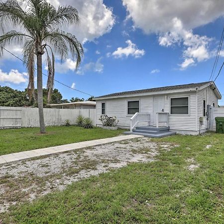 Central Sarasota Home 8 Mi To Siesta Key! Exterior photo